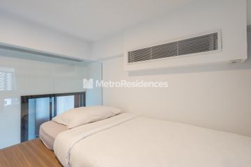 Robin Suites | 2 Bedroom Loft 1 Bathroom | Residential View
