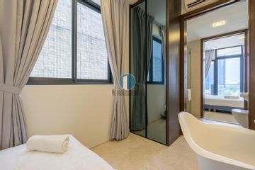 Robinson Suites | 2 Bedroom C 1 Bathroom | City View