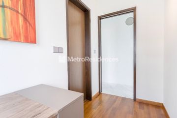 Meyer Melodia | 1 Bedroom and Study 2 Bathroom | Unblocked View